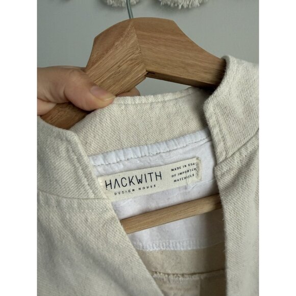 Hackwith Design House Cream V-neck Sleeveless High Low Hem Top Neutral Basics XS - Picture 6 of 9